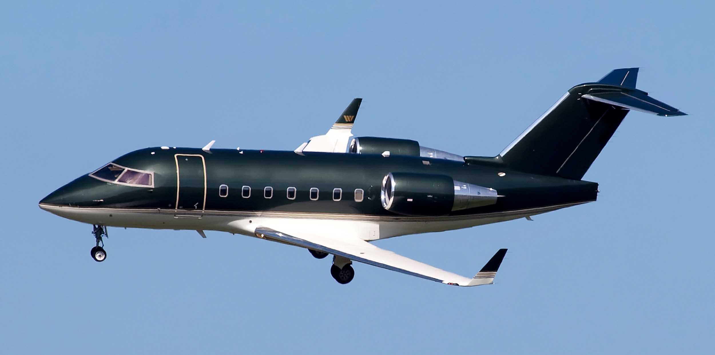 Bombardier Challenger 604